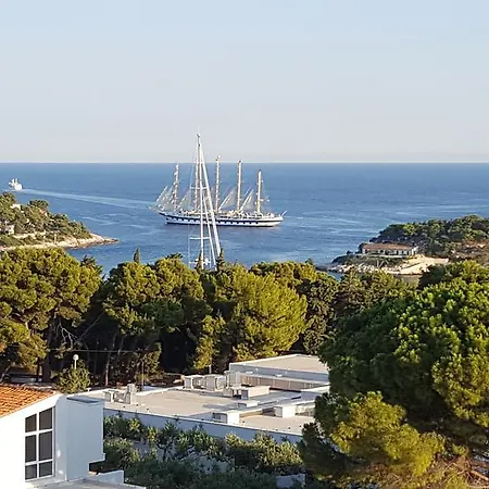 Apartments And Rooms Rogosic Hvar Town Buitenkant foto