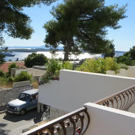 Apartments And Rooms Rogosic Hvar Town Kamer foto