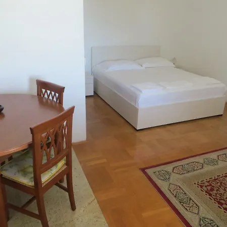 Apartments And Rooms Rogosic Hvar Town Buitenkant foto
