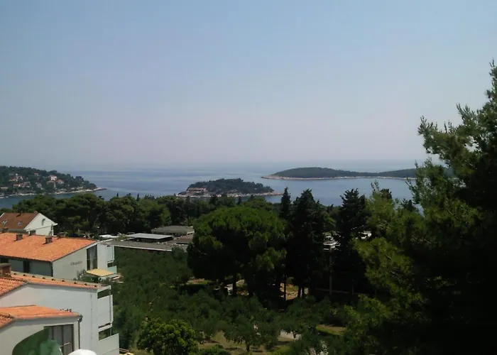 Apartments And Rooms Rogosic