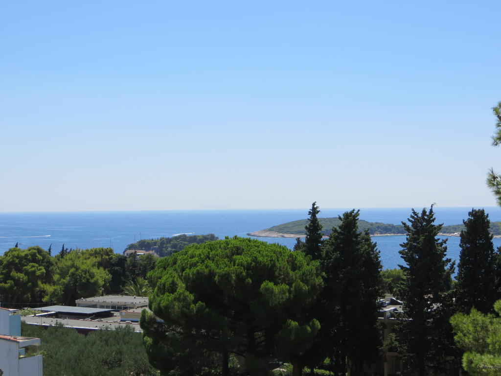 And Rogosic Hvar Town